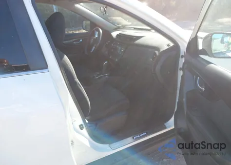 2017 Nissan Rogue Sv z USA, uszkodzony, nr VIN 5N1AT2MV5HC768608